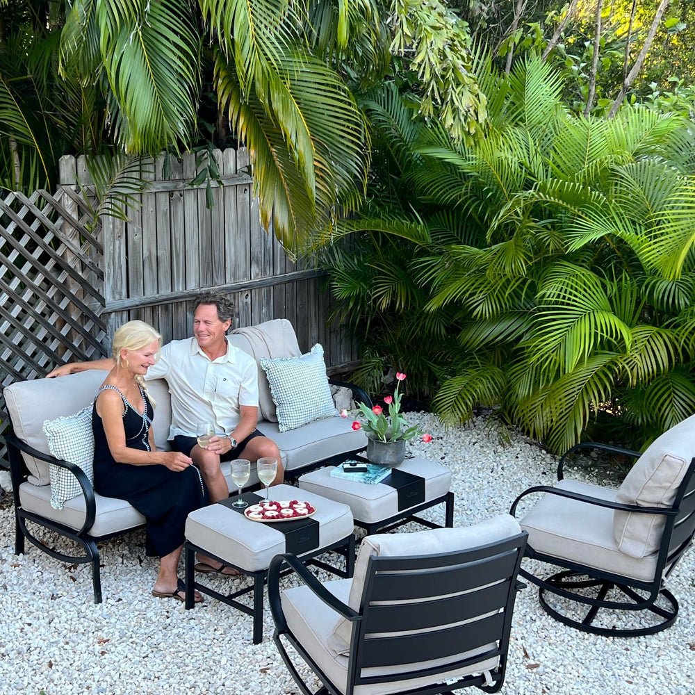 7-Seater Outdoor Metal Wave Sofa Set with Ottomans